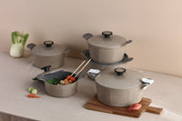 Batterie de cuisine en granit beige résistante et élégante – Neoflam Maroc

Set de casseroles en granit rose avec revêtement antiadhésif – Livraison rapide au Maroc

Ustensiles de cuisine durables en granit – Couleur rose pastel et beige
Revêtement en granit résistant aux rayures

Couleurs élégantes : beige doux & rose pastel

Poignées ergonomiques résistantes à la chaleur

Compatible tous feux (gaz, électrique, induction)


✅ Design moderne
✅ Cuisson saine avec peu d'huile
✅ Nettoyage rapide et sans effort